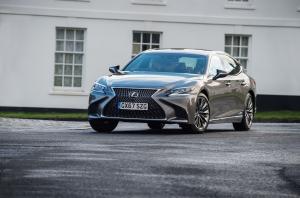 2018 Lexus LS500h AWD